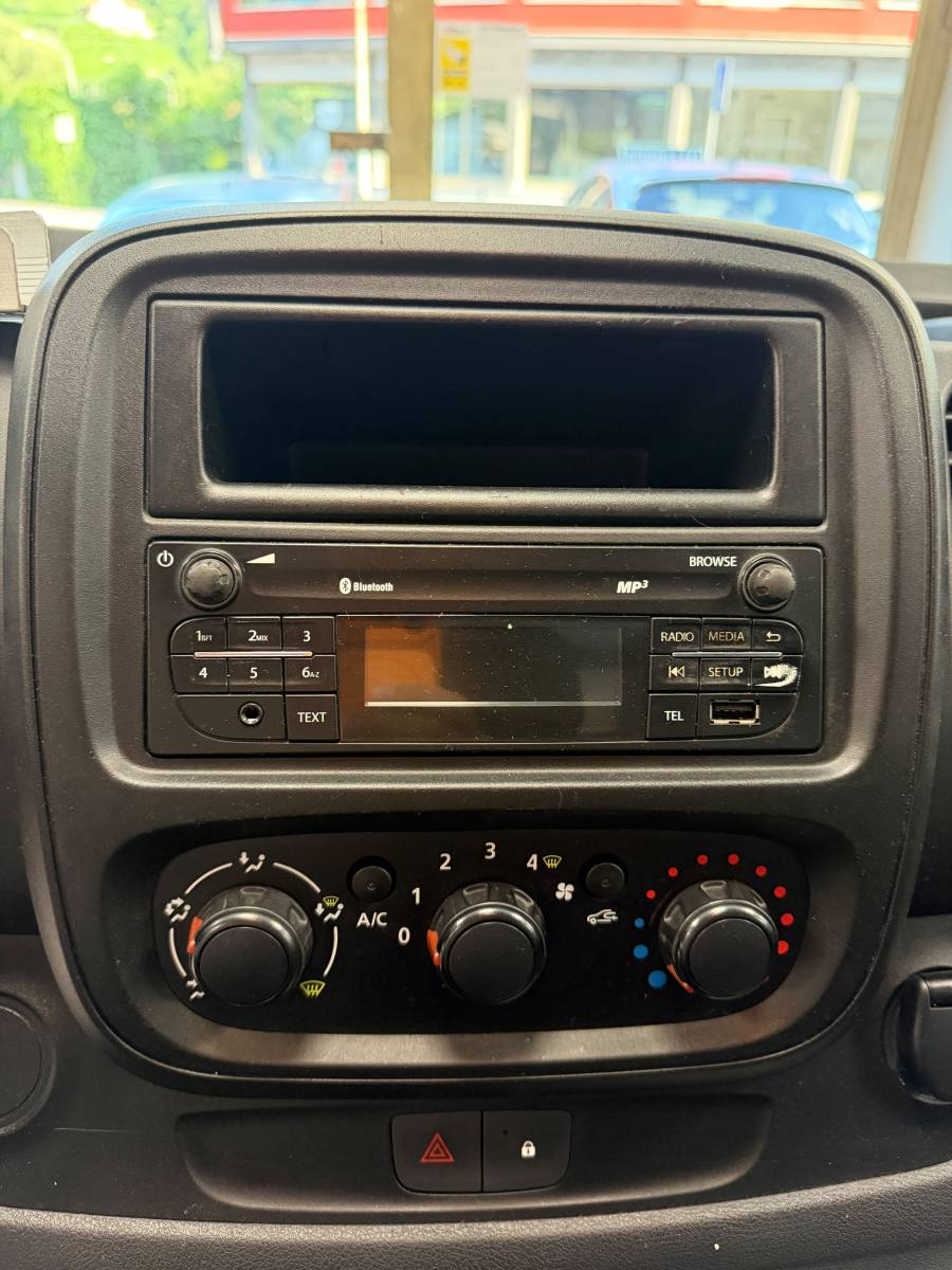 Opel vivaro 1.6 125 cv 3 posti 2016 euro 6B