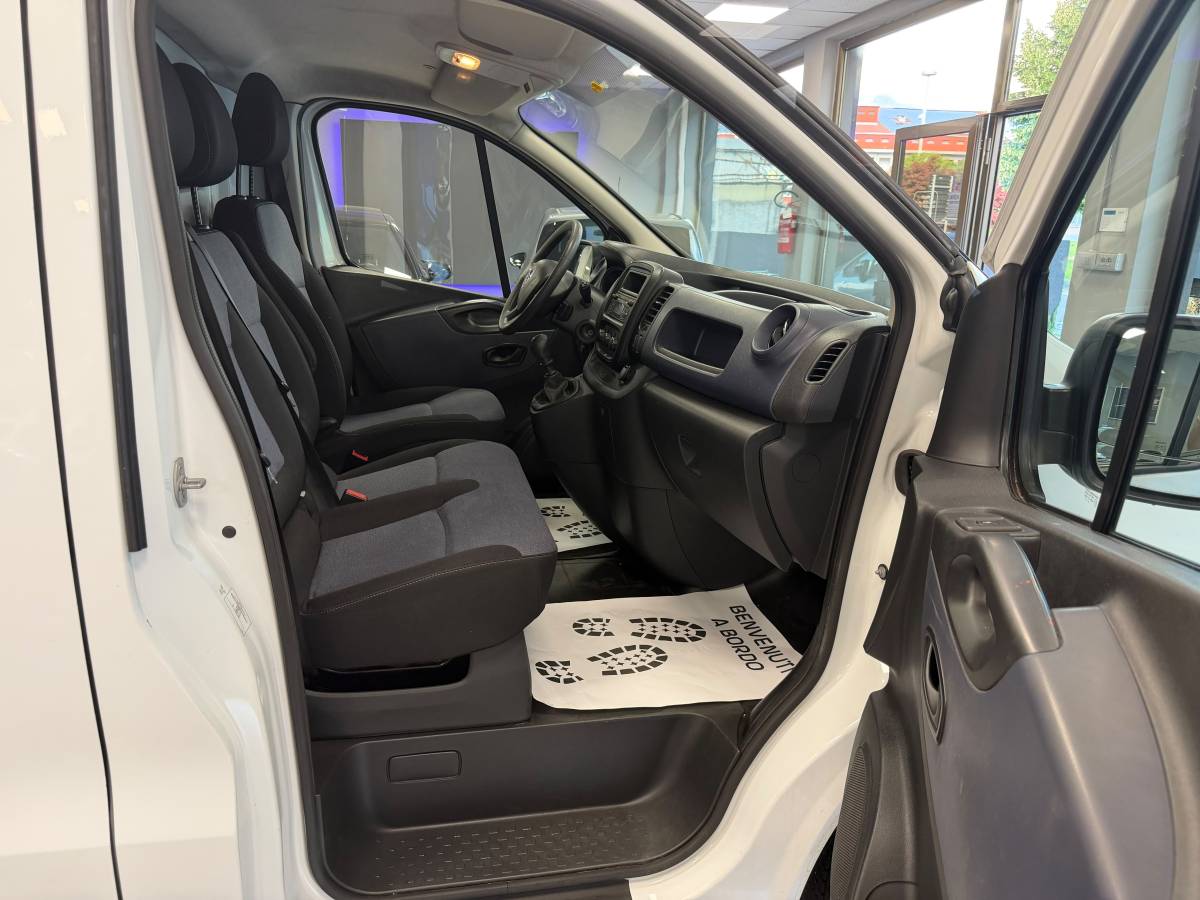 Opel vivaro 1.6 125 cv 3 posti 2016 euro 6B