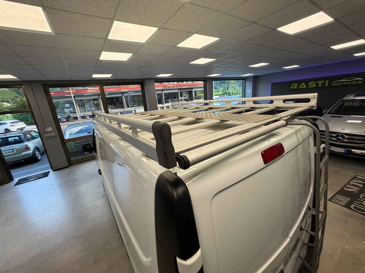 Opel vivaro 1.6 125 cv 3 posti 2016 euro 6B