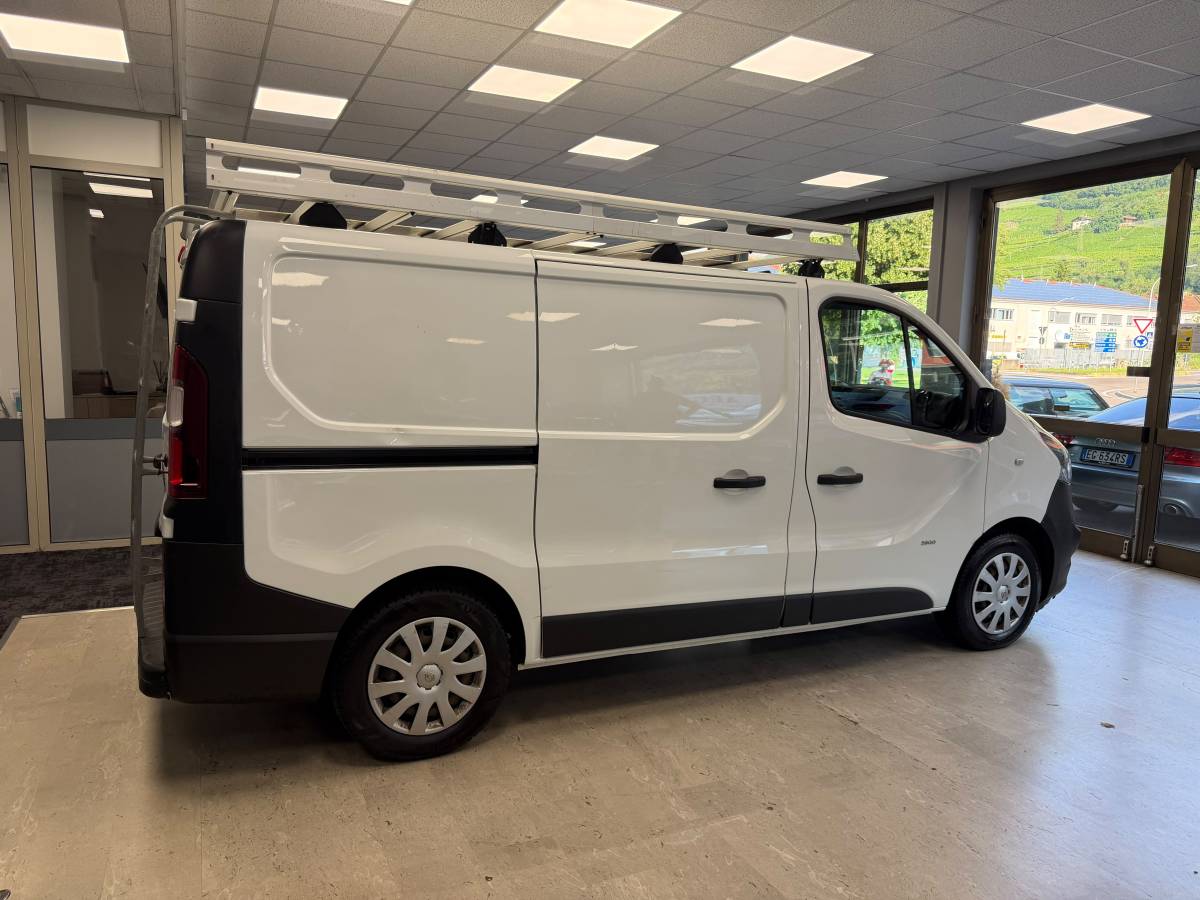 Opel vivaro 1.6 125 cv 3 posti 2016 euro 6B