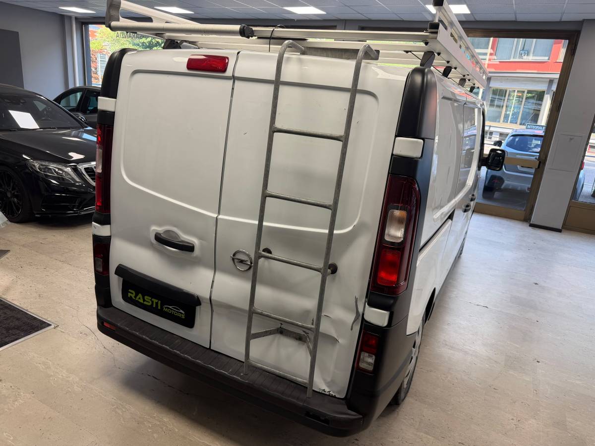 Opel vivaro 1.6 125 cv 3 posti 2016 euro 6B